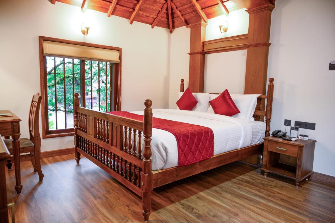 Surya Heritage Hotels Каннур Экстерьер фото